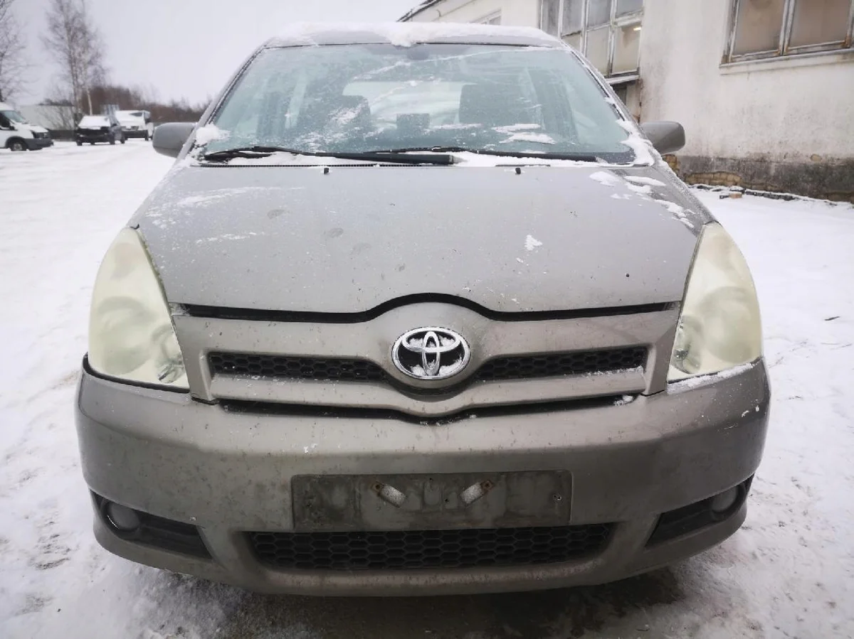 Toyota Corolla Verso Coxins Motor/Câmbio Usados image 6