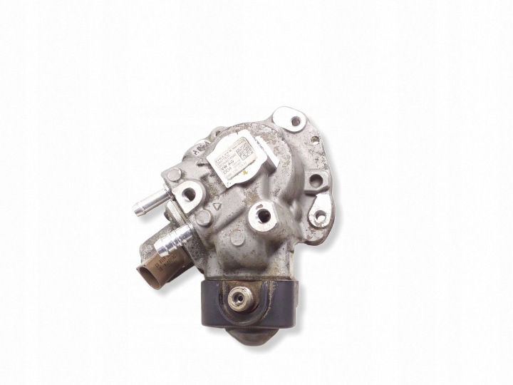 Skoda Octavia Korkeapainepumppu 1.6 TDI Diesel 04B130755H