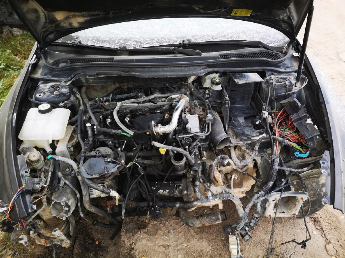 Volvo V50 Manguera Intercooler 2.0L Usado image 5