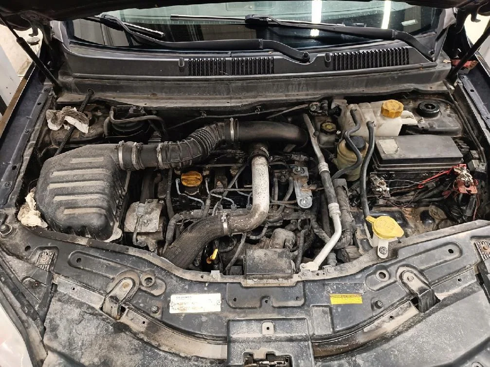 Chevrolet Captiva Intercooler Hose 2.0L 2007 image 8