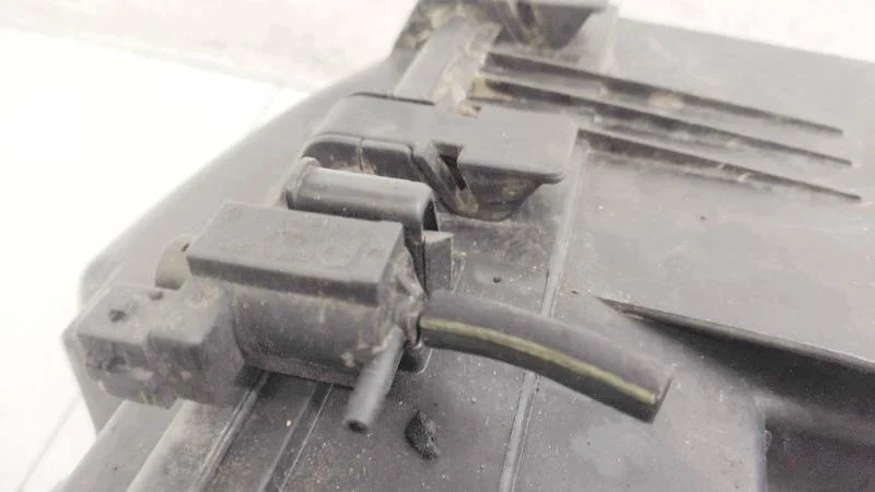 Volvo S80 Solenoid 2.4L 2002 image 3