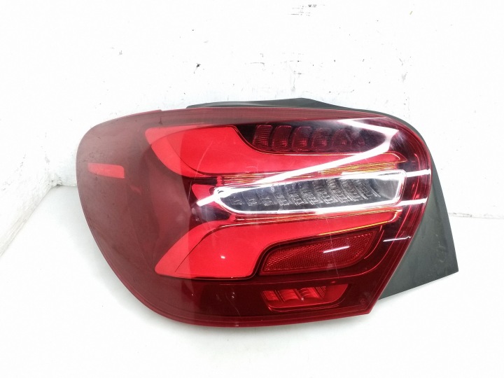 MERCEDES W176 LAMP LINKERACHTER A1769065000