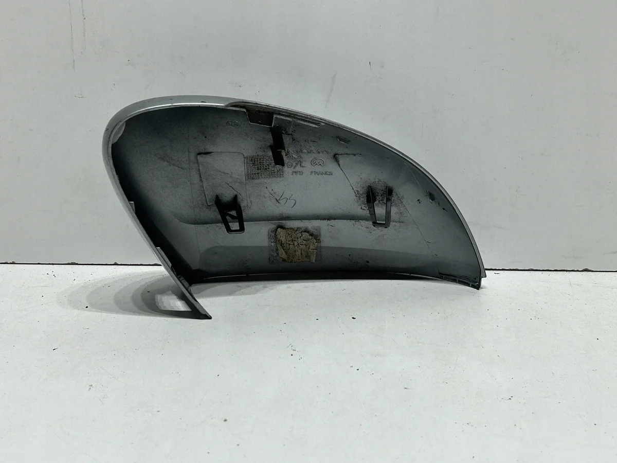 Capa Retrovisor Esquerda Passat B8 VW image 3