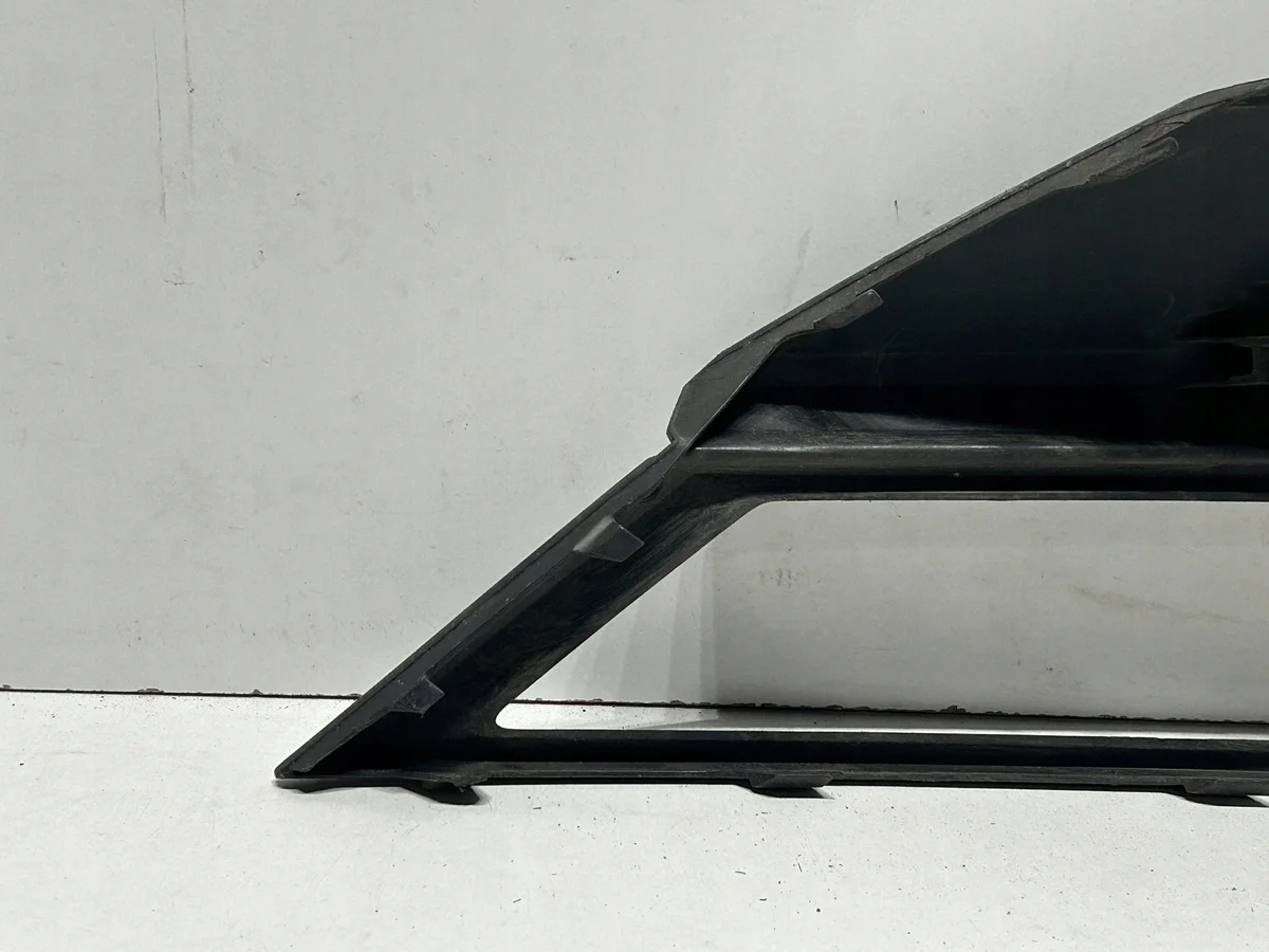 Volkswagen 5NA853211A Grille Voorbumper Gebruikt image 5