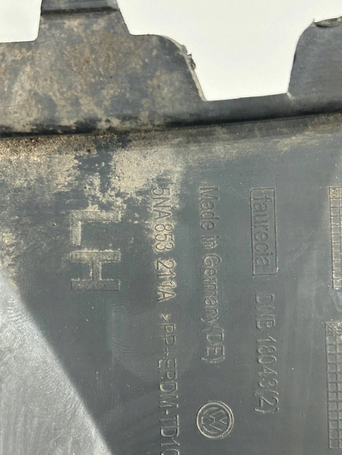 Volkswagen 5NA853211A Grille Voorbumper Gebruikt image 7