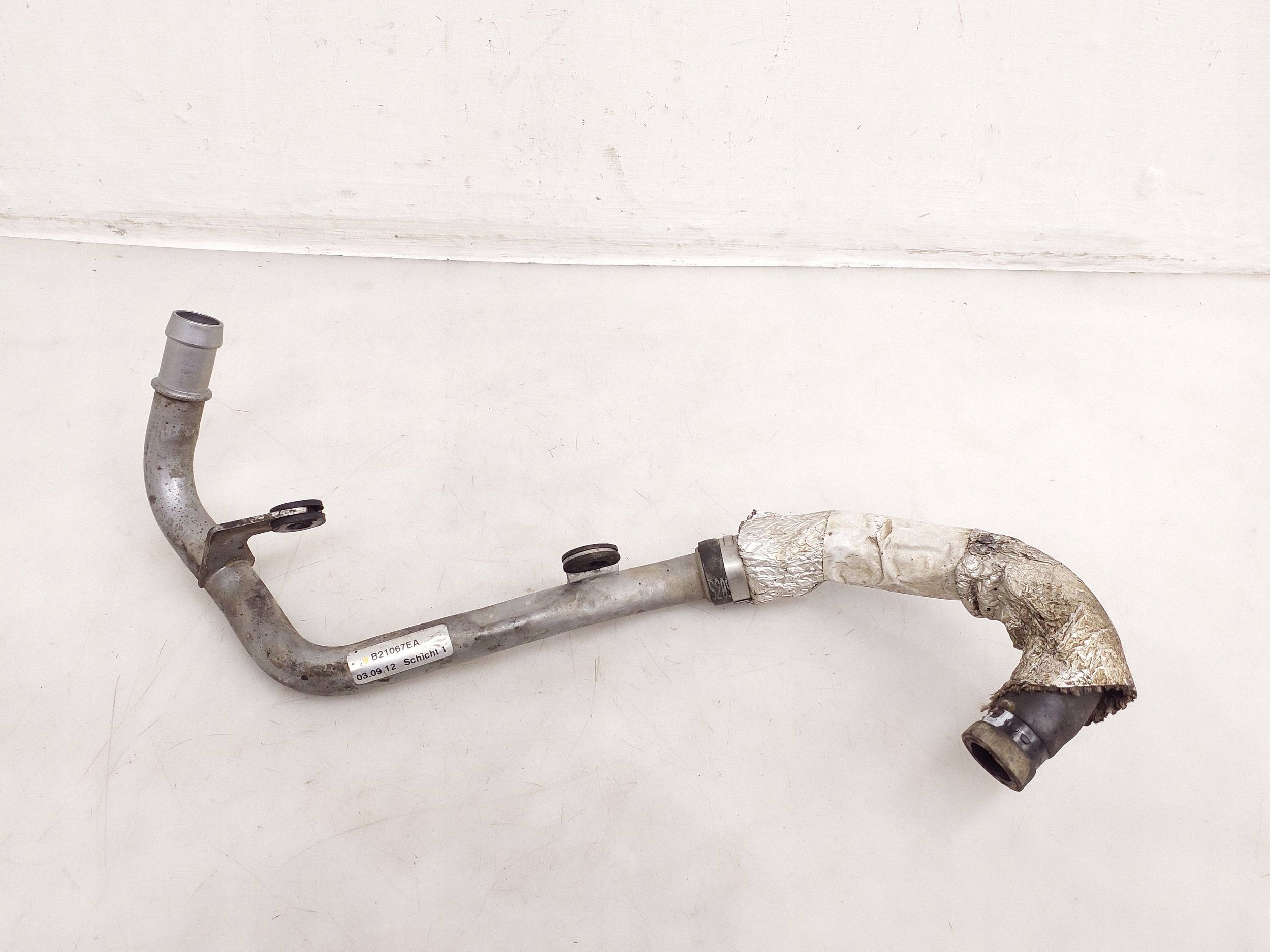 Audi A8 D4 4H0422887AM radiator suction hose image 2