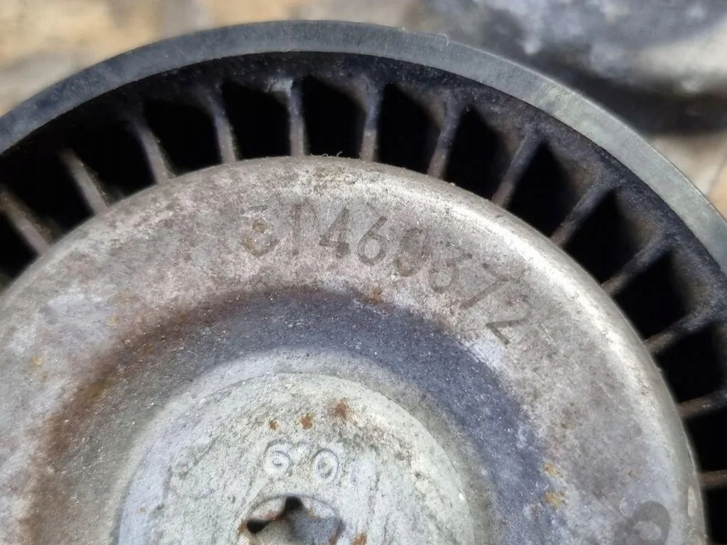 Volvo 31460372 Käytetty Kiristin