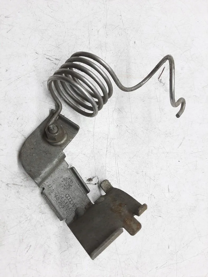 Audi A6 C5 houder droger 4B0260759J image 4