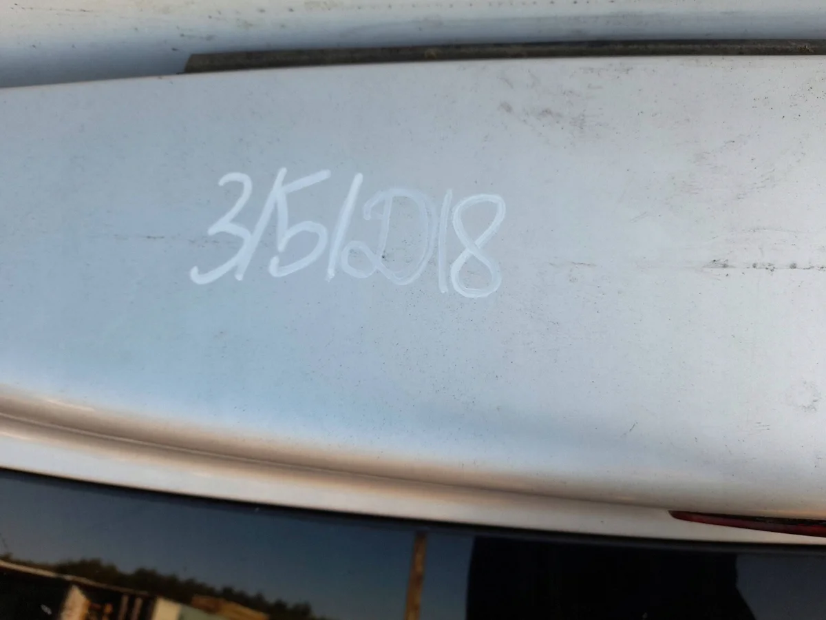Chrysler Voyager IV Trunk Lid 4VOYKL image 7