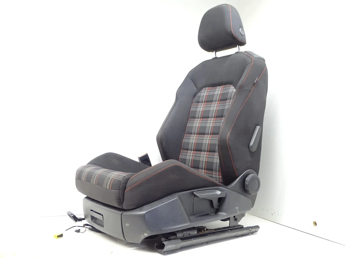 Conjunto Bancos Golf VII GTI 3D Usado image 6
