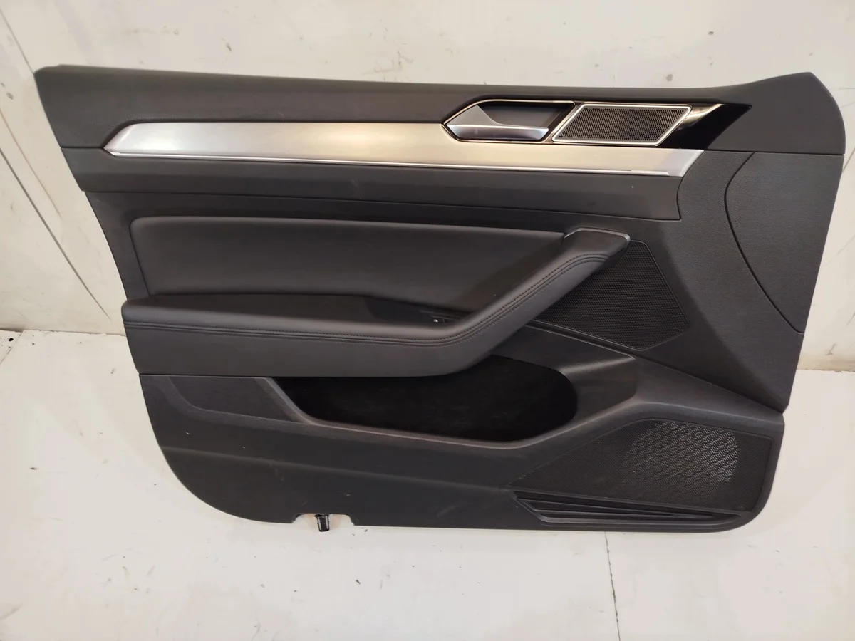 VW Passat B8 Painel Porta Esquerdo Couro LED