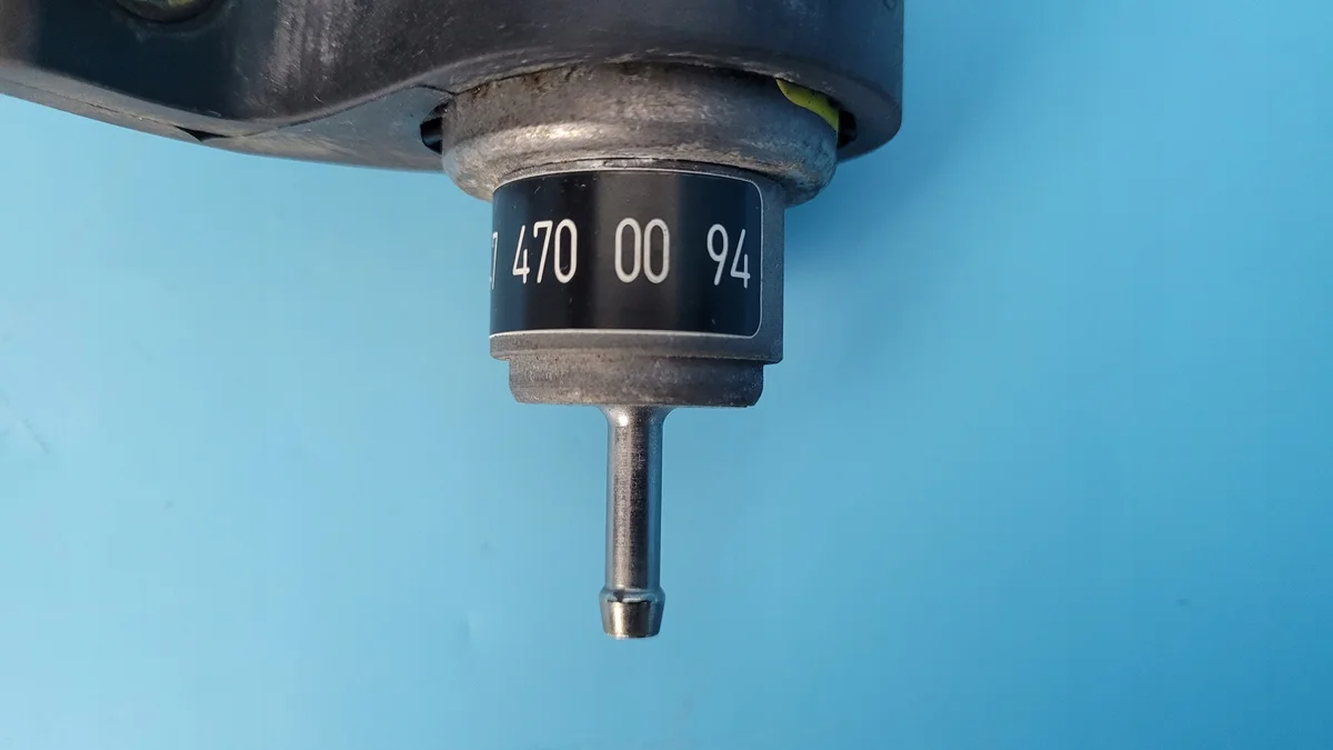 Polttoainepumppu Webasto A2474700094 Mercedes W177 image 10