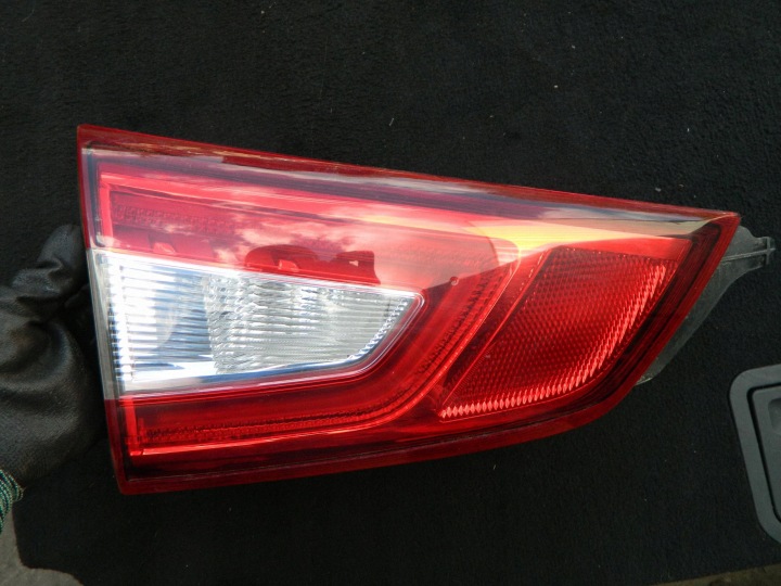 Achterlicht links Nissan Qashqai II J11 265554EA5C