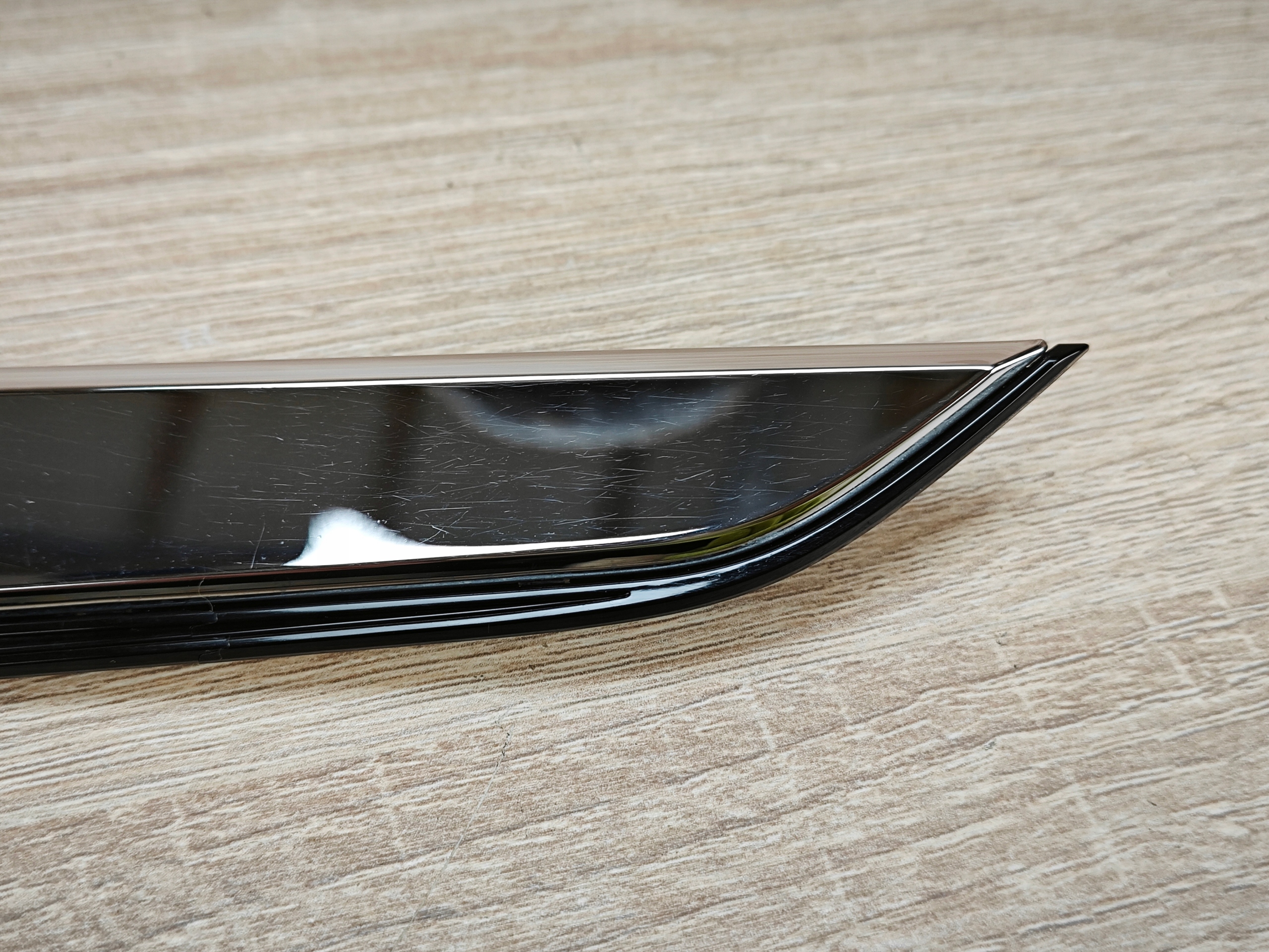 Audi A5 F5 8W Tür Emblem Rechts Vorne