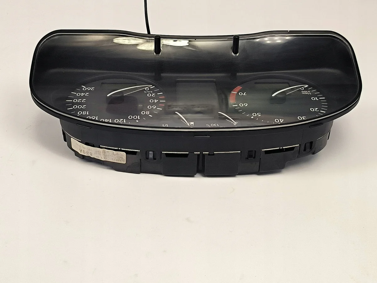 Compteur Volkswagen Passat B5 3B0919880A image 3