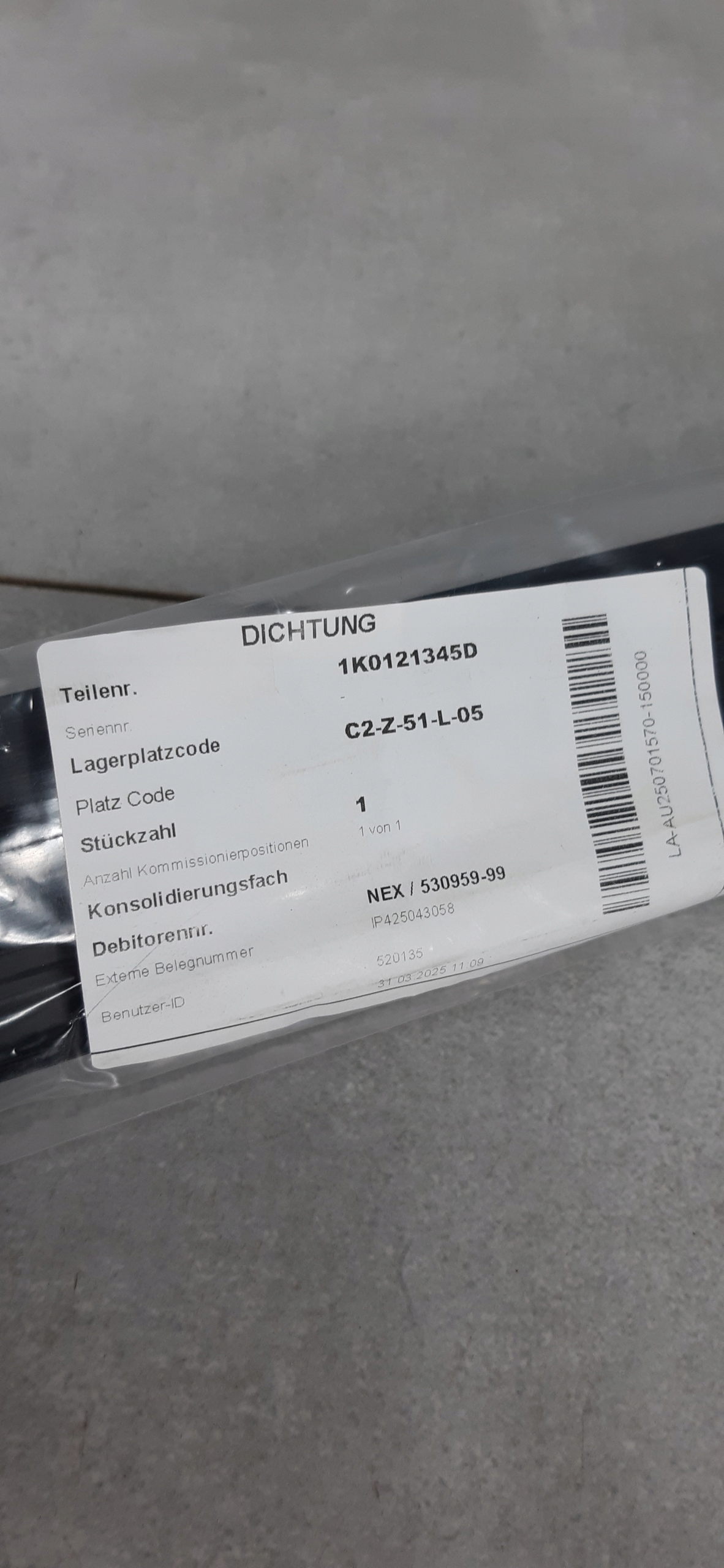 VW Golf V Jäähdyttimen ylätiiviste 1K0121345D