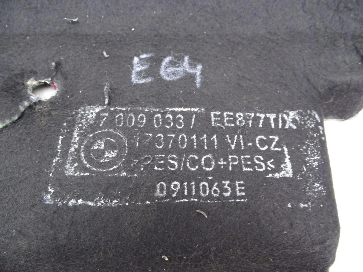 BMW 6 E63 E64 Floor Insulation Used image 3
