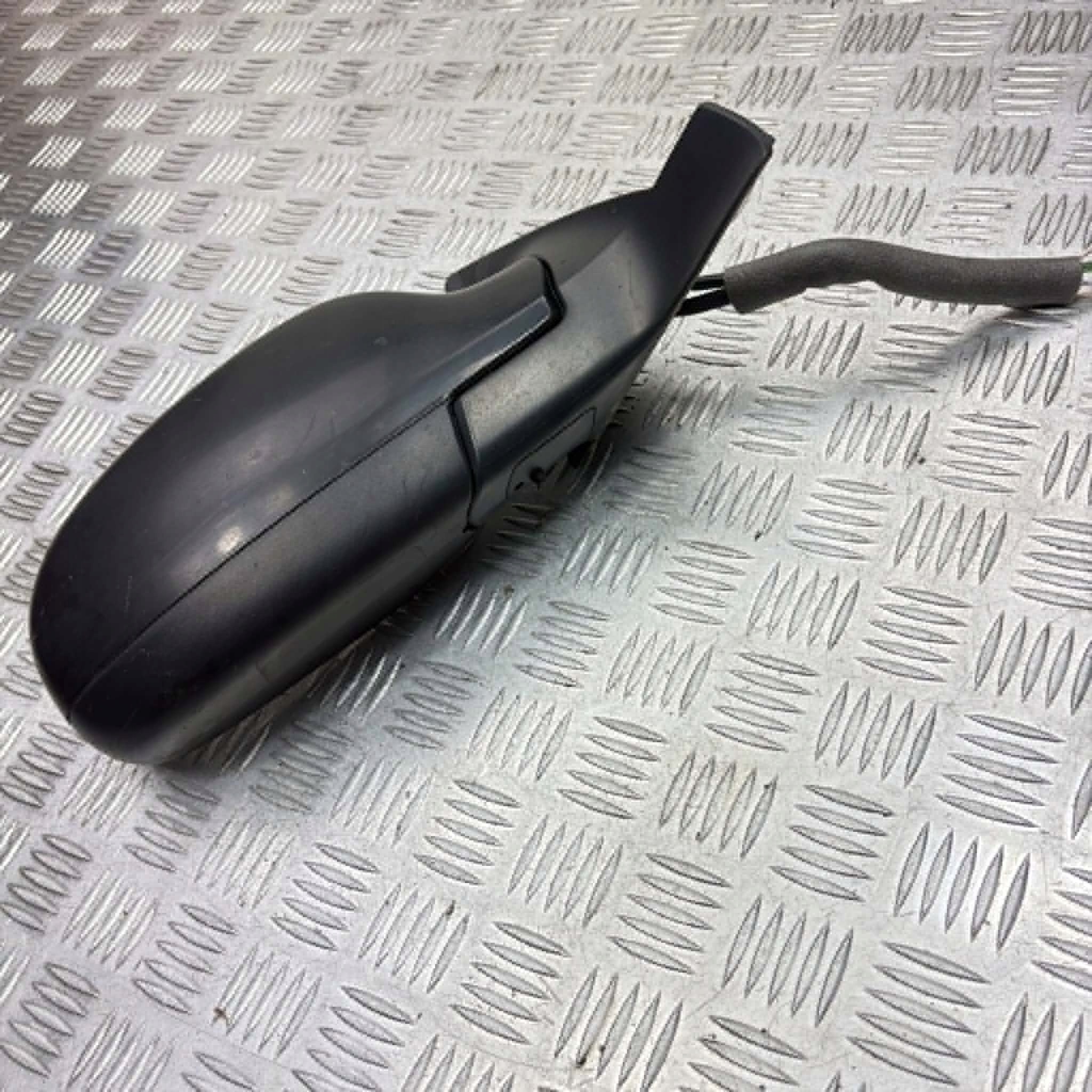 S80 I oikea ulkopeili 8-pin 3004-582 image 3