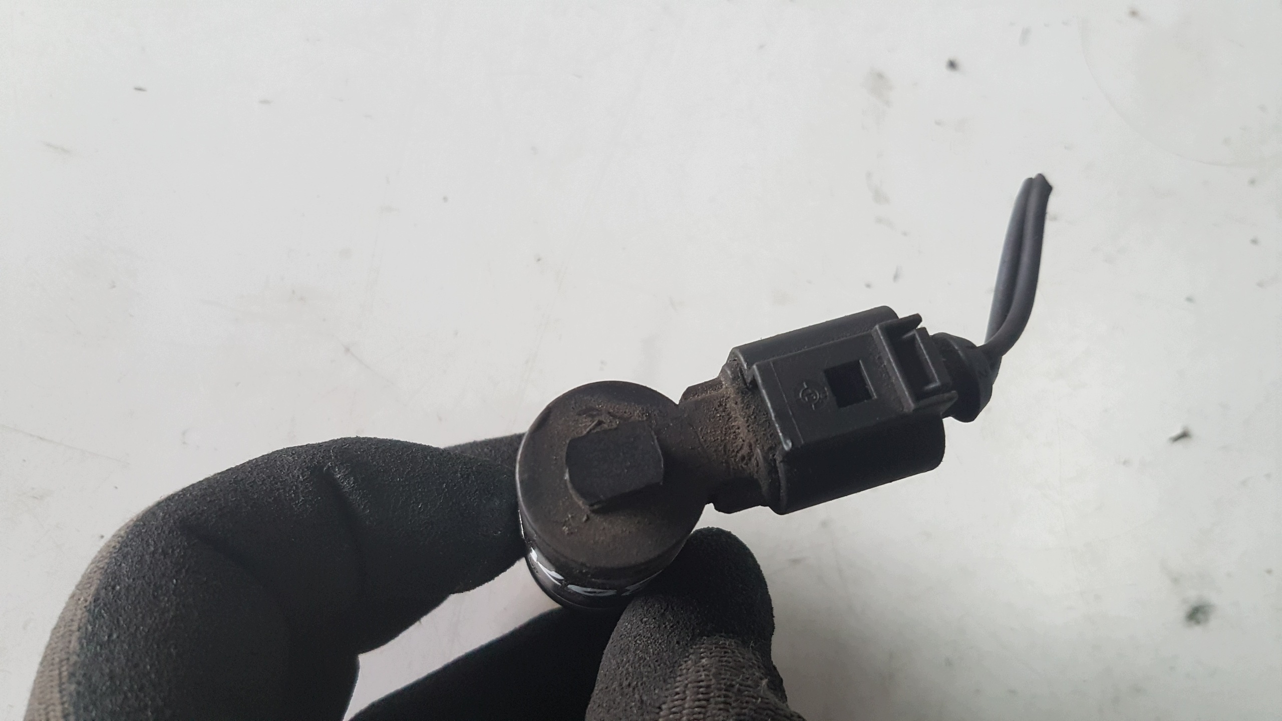 Ilmastoinnin painekytkin Audi A3 VW Golf 6