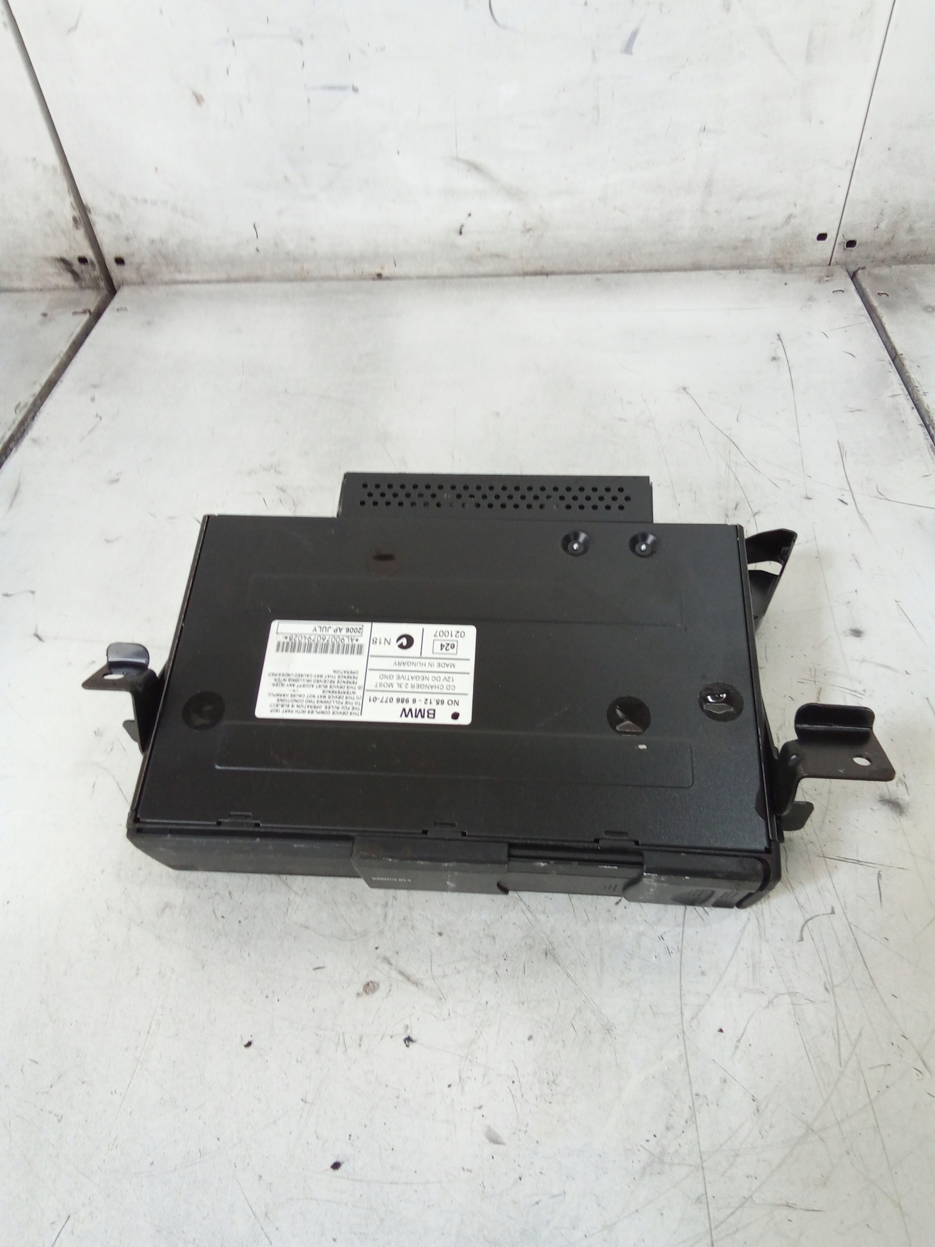 Trocador CD BMW E81 E87 E90 E92 Sem Magazine image 2