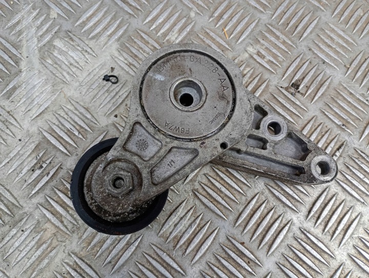 Seat belt tensioner FORD KUGA II (DM2) BM5Q6A228AA 1.6L petrol 2013