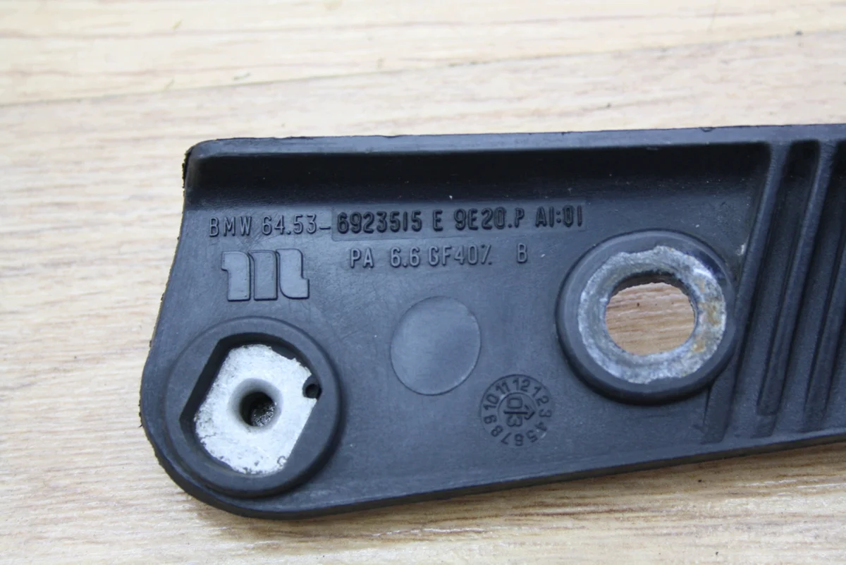 Support de tuyau clim BMW E46 N42 6923515 image 4