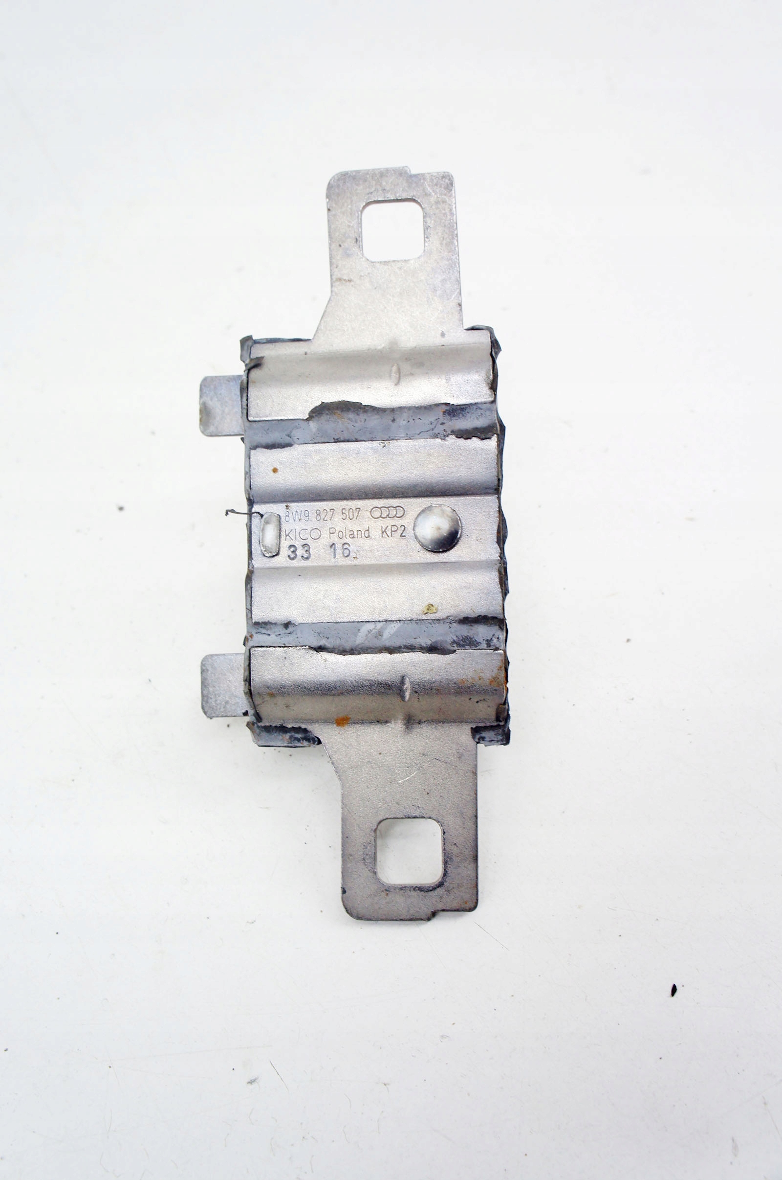 Audi A4 B9 Trava do Porta-malas 8W9827507 image 4