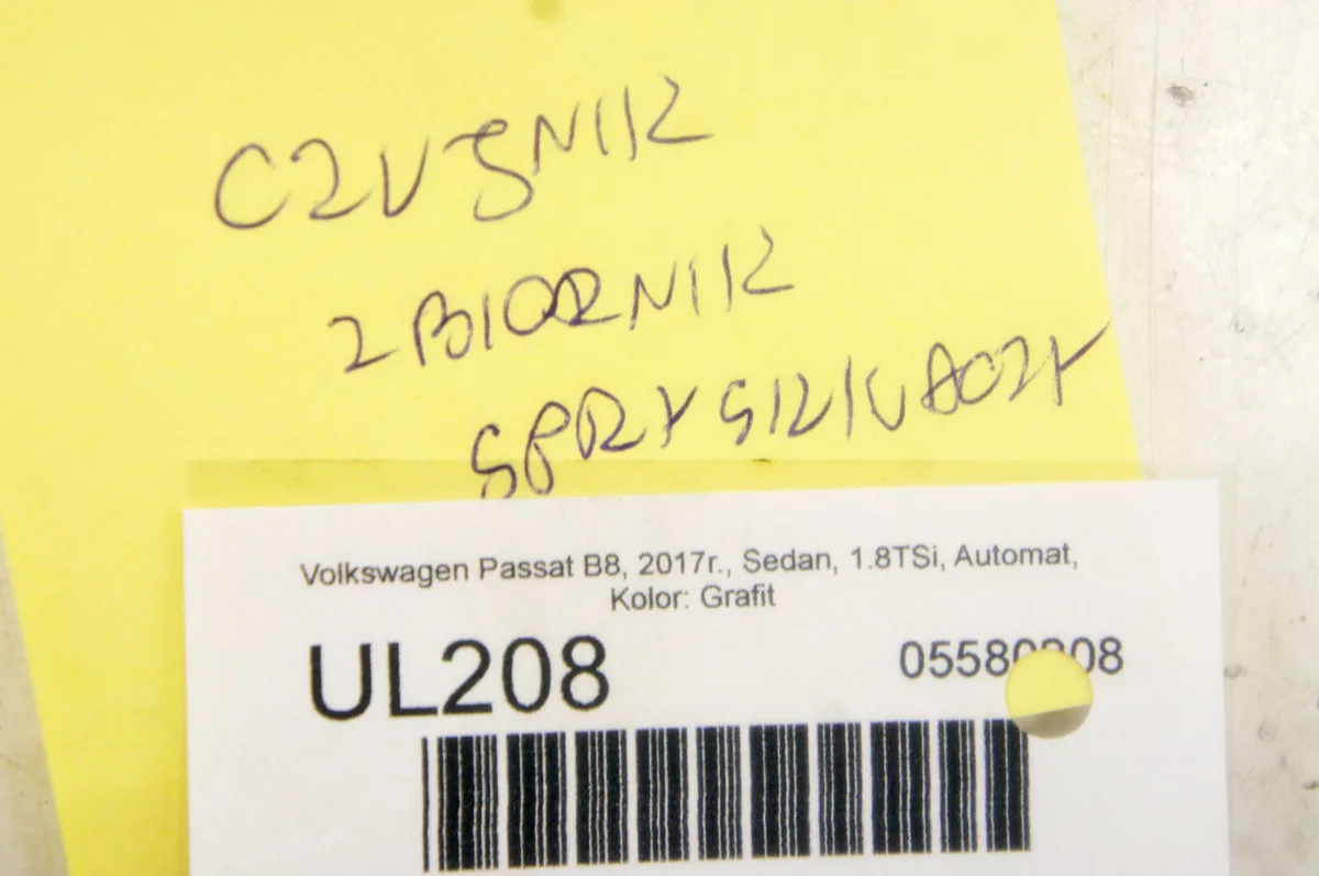 VW Passat B8 Sensor Scheibenwaschflüssigkeit AR image 4