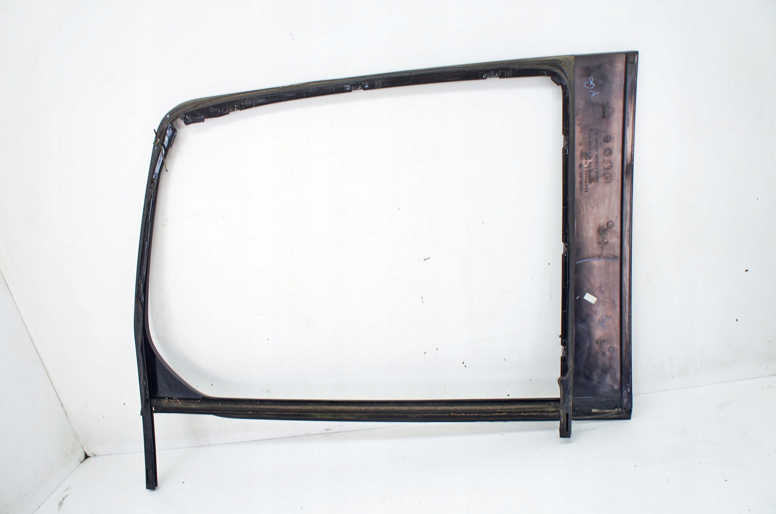 TU308 Cadillac Escalade III Oven lasi suojus vasen taka AR