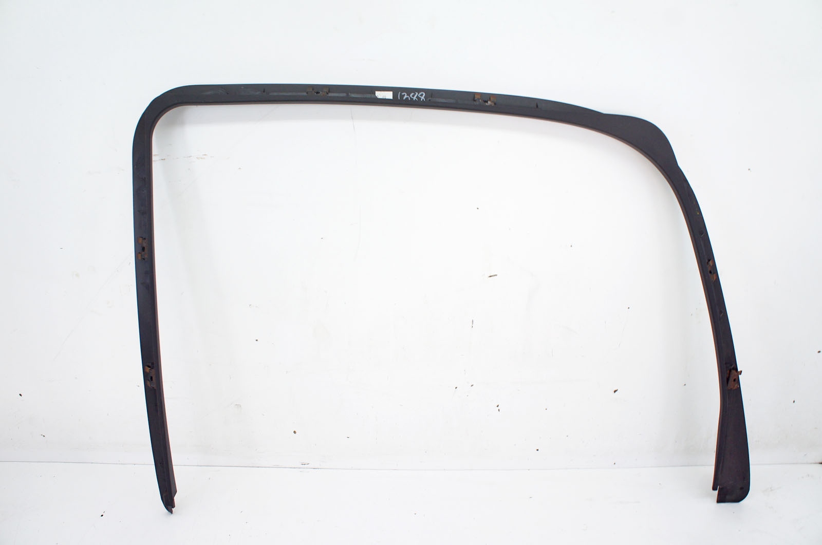 TU309 Cadillac Escalade III Lista Oven Left Rear AR