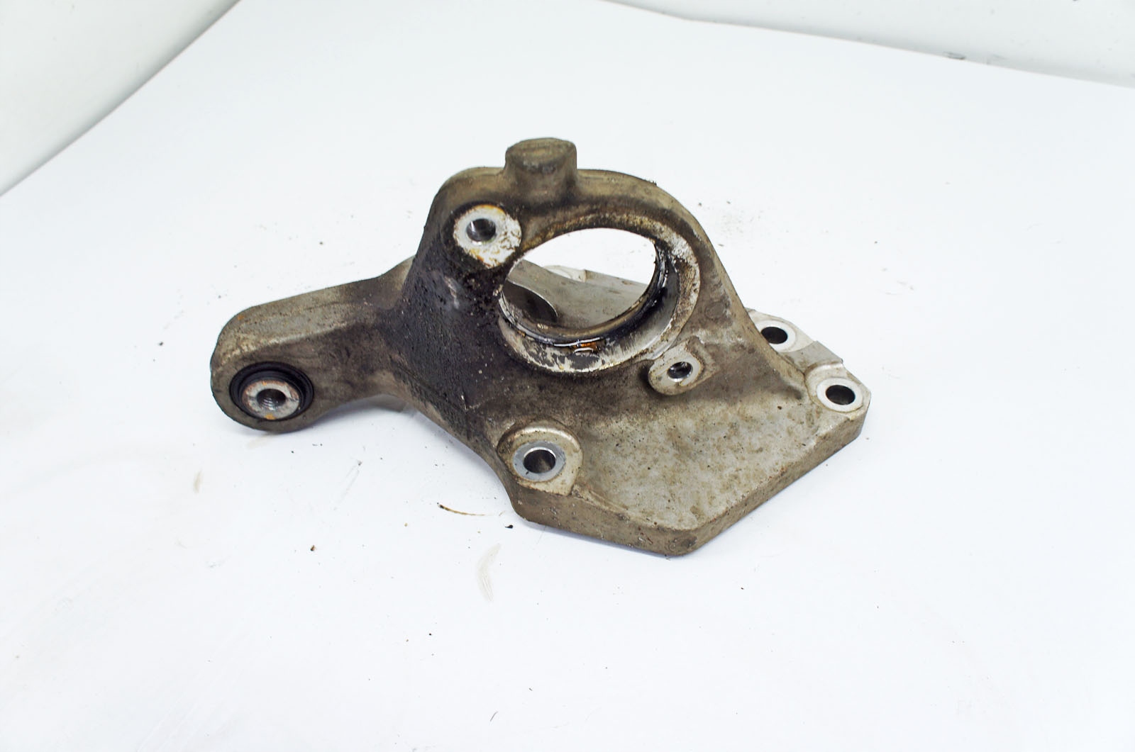 Peugeot 508 II 2.0d Axle Support Bracket TR138-AR28735