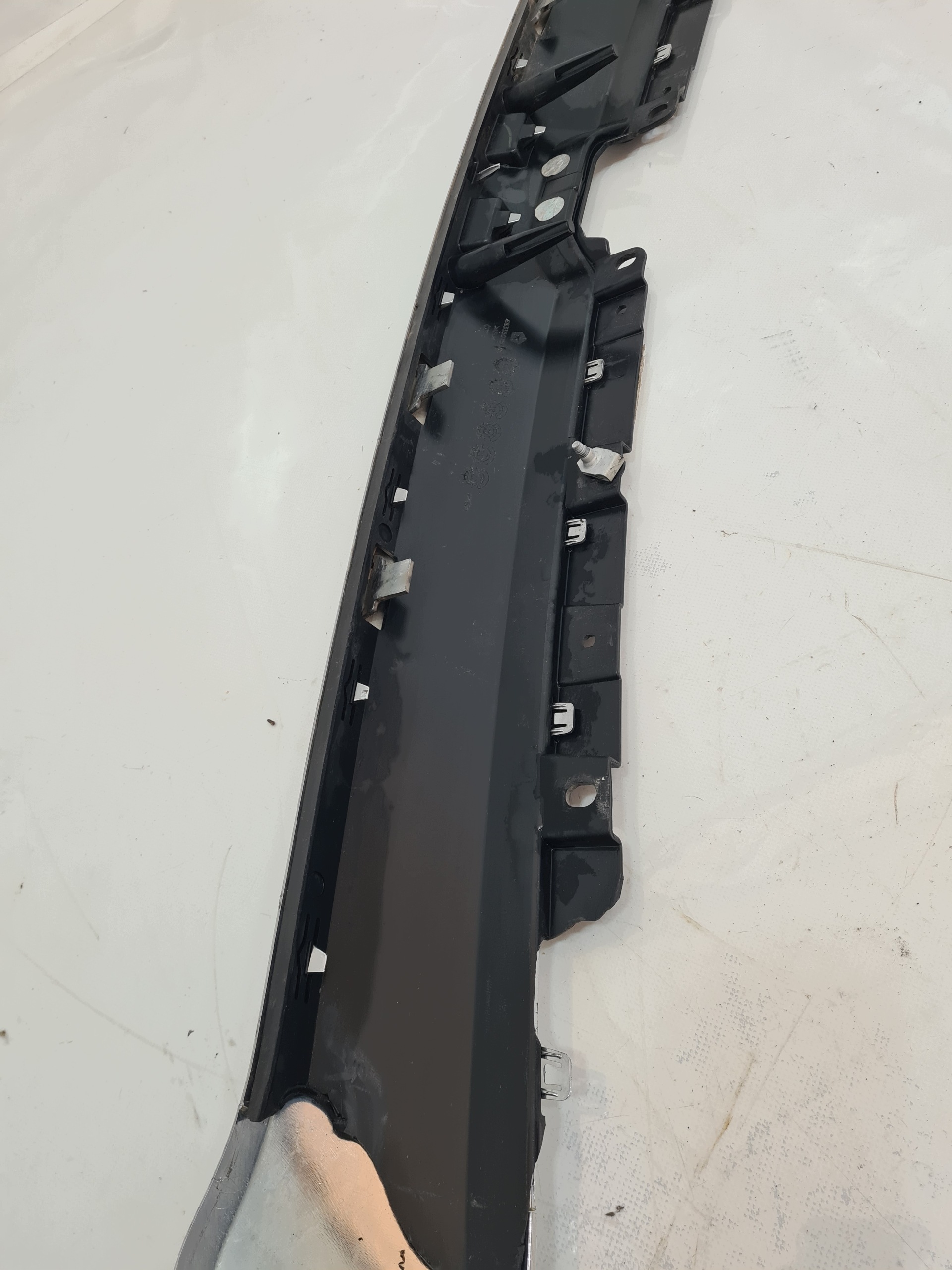 Dodge RAM V 19 Liste de protection pare-chocs 68335015A image 7