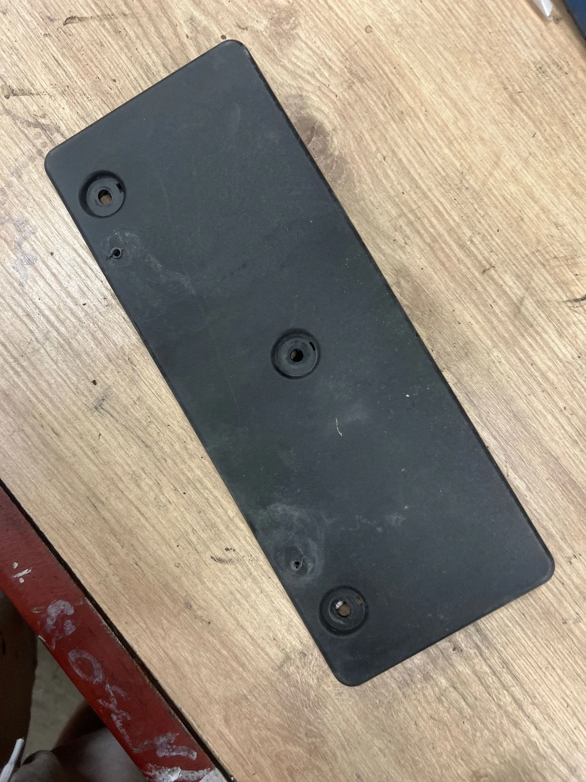 Cadre plaque immatriculation Hyundai Tucson IV NX4