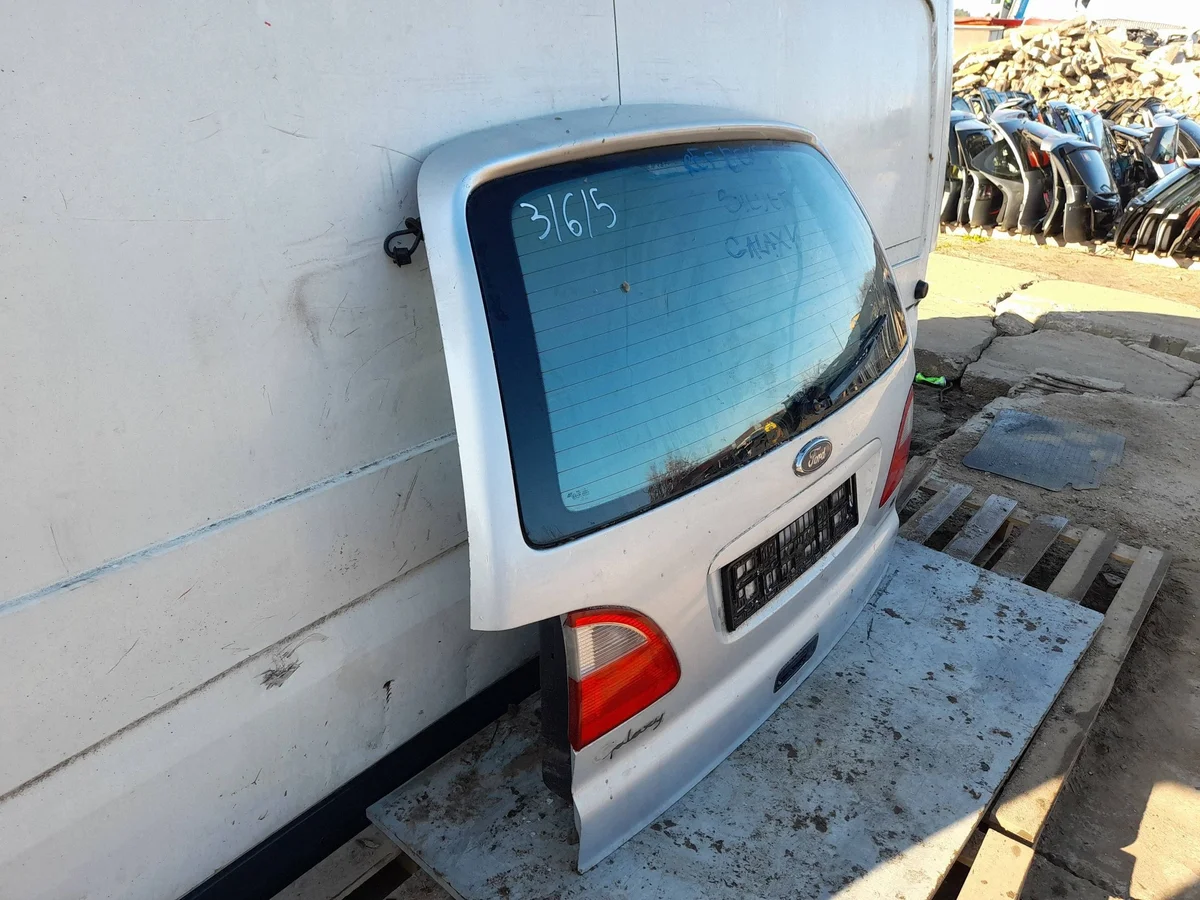 Bagklucka Glas Ford Galaxy I lift komplett