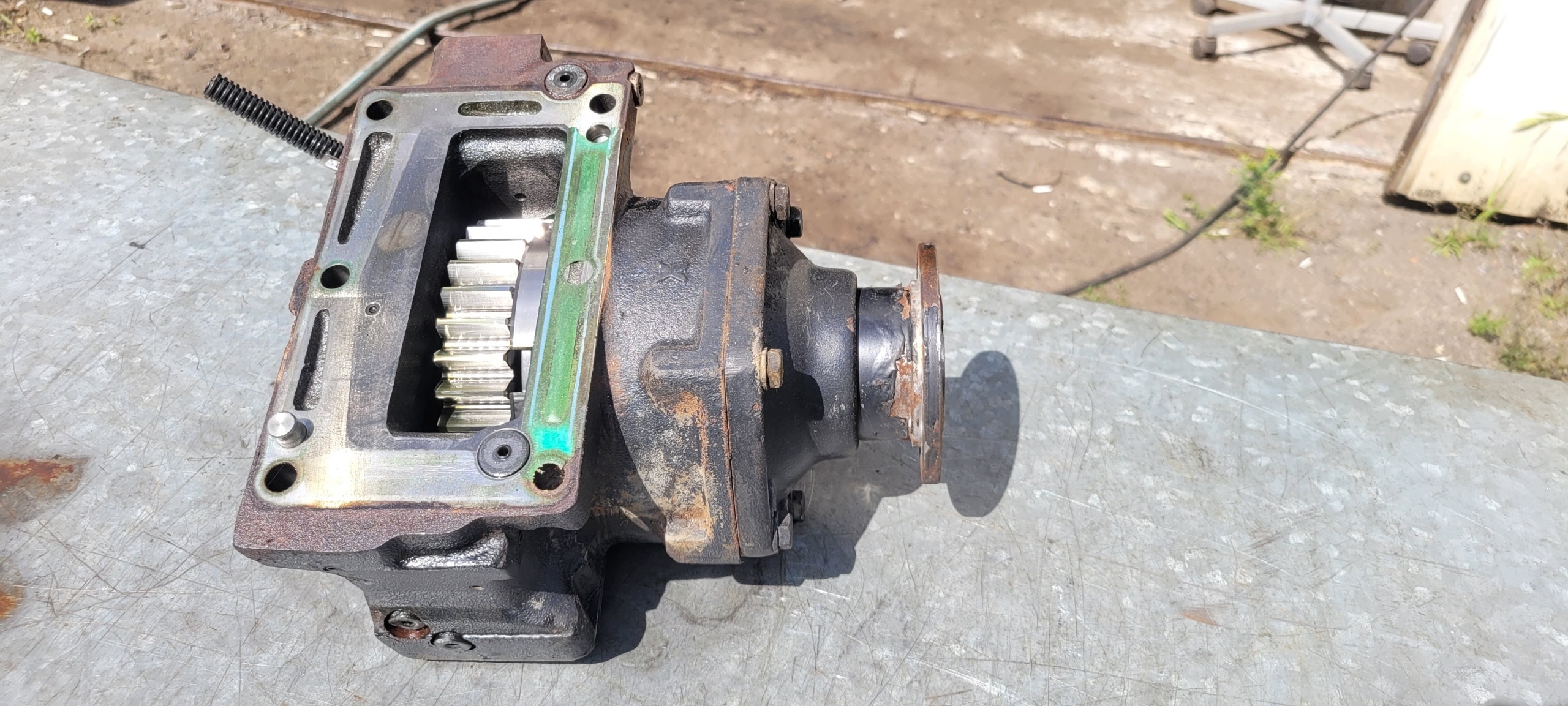 PTO für ZF EcoMat 6HP602C N2 81.38100-6499