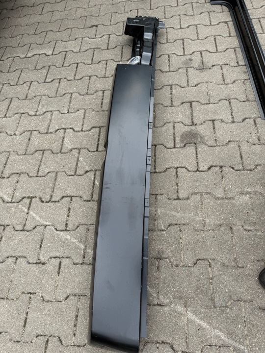 VW Crafter II vasen takapilari 7C0809027AF MAN TGE