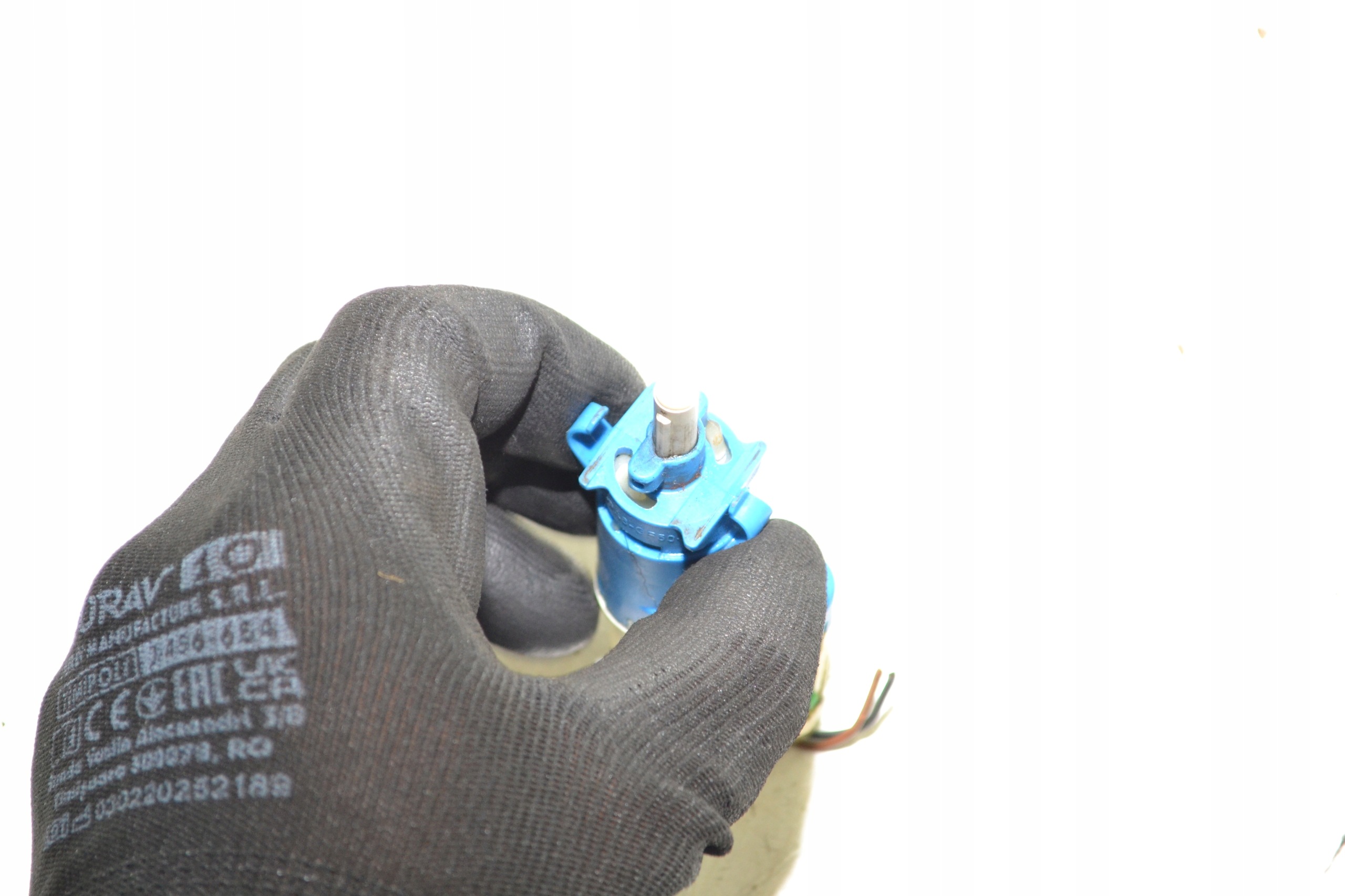 Interrupteur de feux stop Ford Focus C-Max image 3