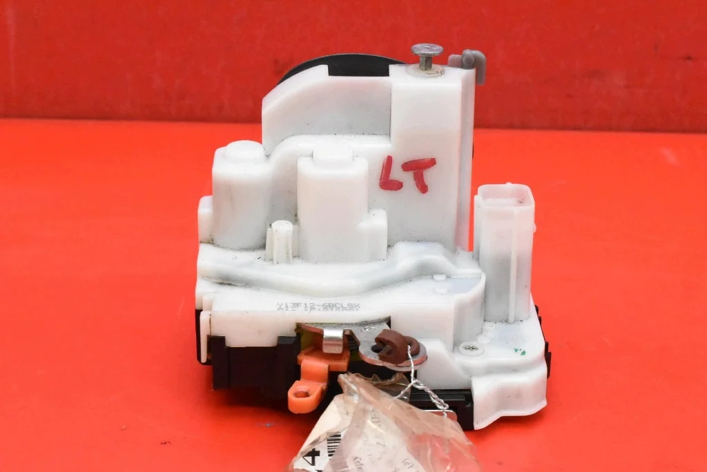 Schloss linke Tür Opel Combo D 51810891 image 3