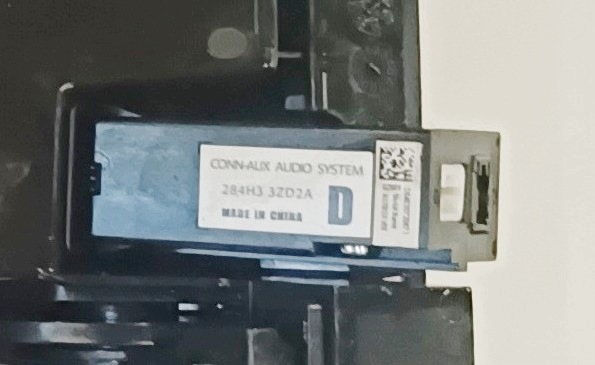 Prise USB Infiniti Q30 QX30 UK 284H3-3ZD2A image 2