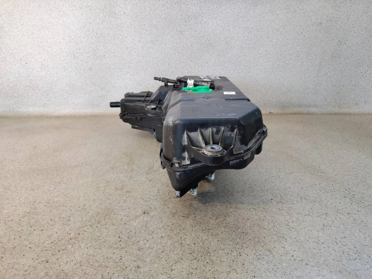 AdBlue tank Renault Talisman 172A29427R thumbnail 3