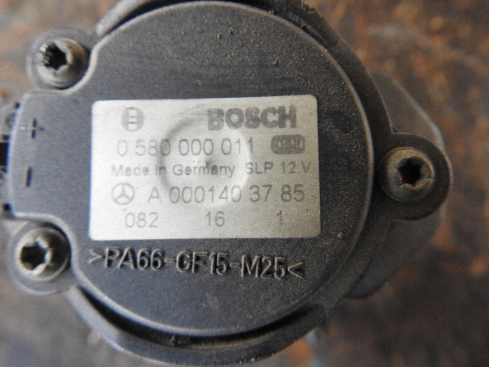 Pompa aria secondaria Mercedes W211 E240 2.6 V6 A0001403785 image 3