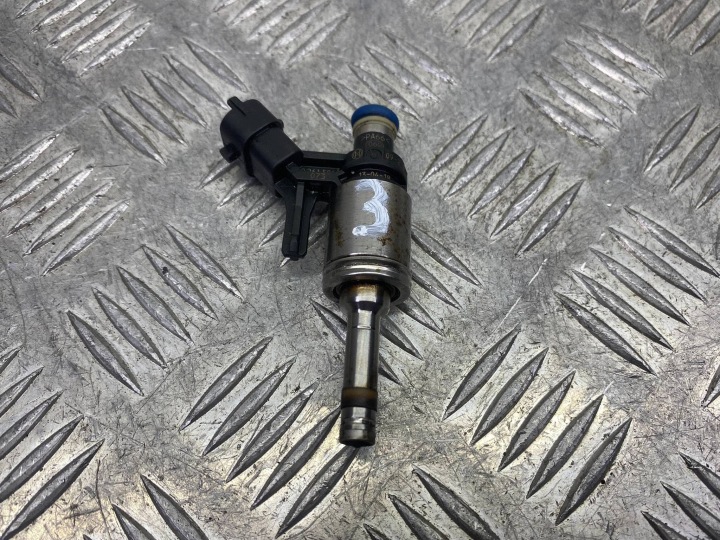 Polttoaineen ruiskutin BMW 1 F20 F21 V7591623 1.6