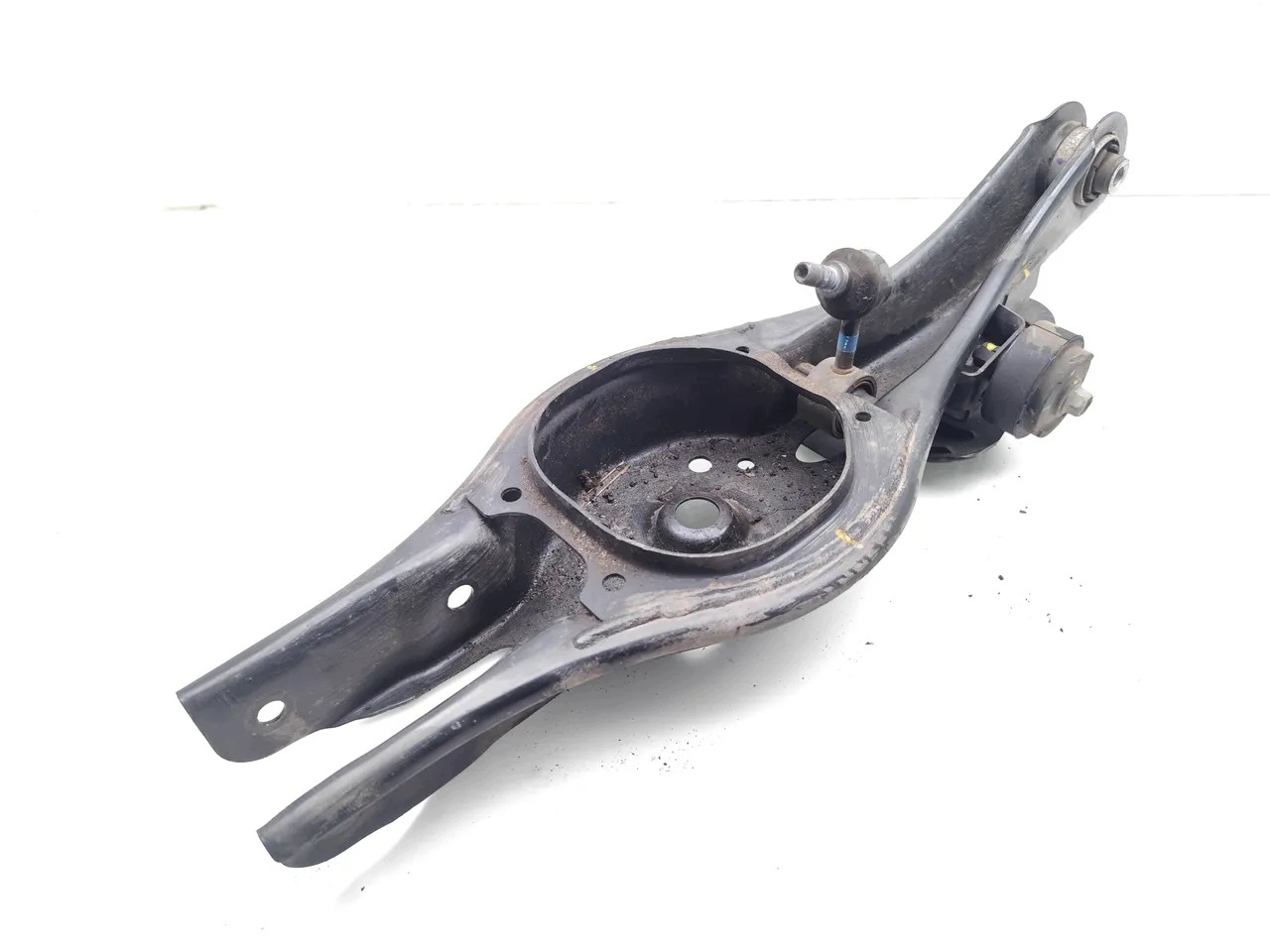KIA EV3 Rear Trailing Arm 55211-EV000 2025 image 2