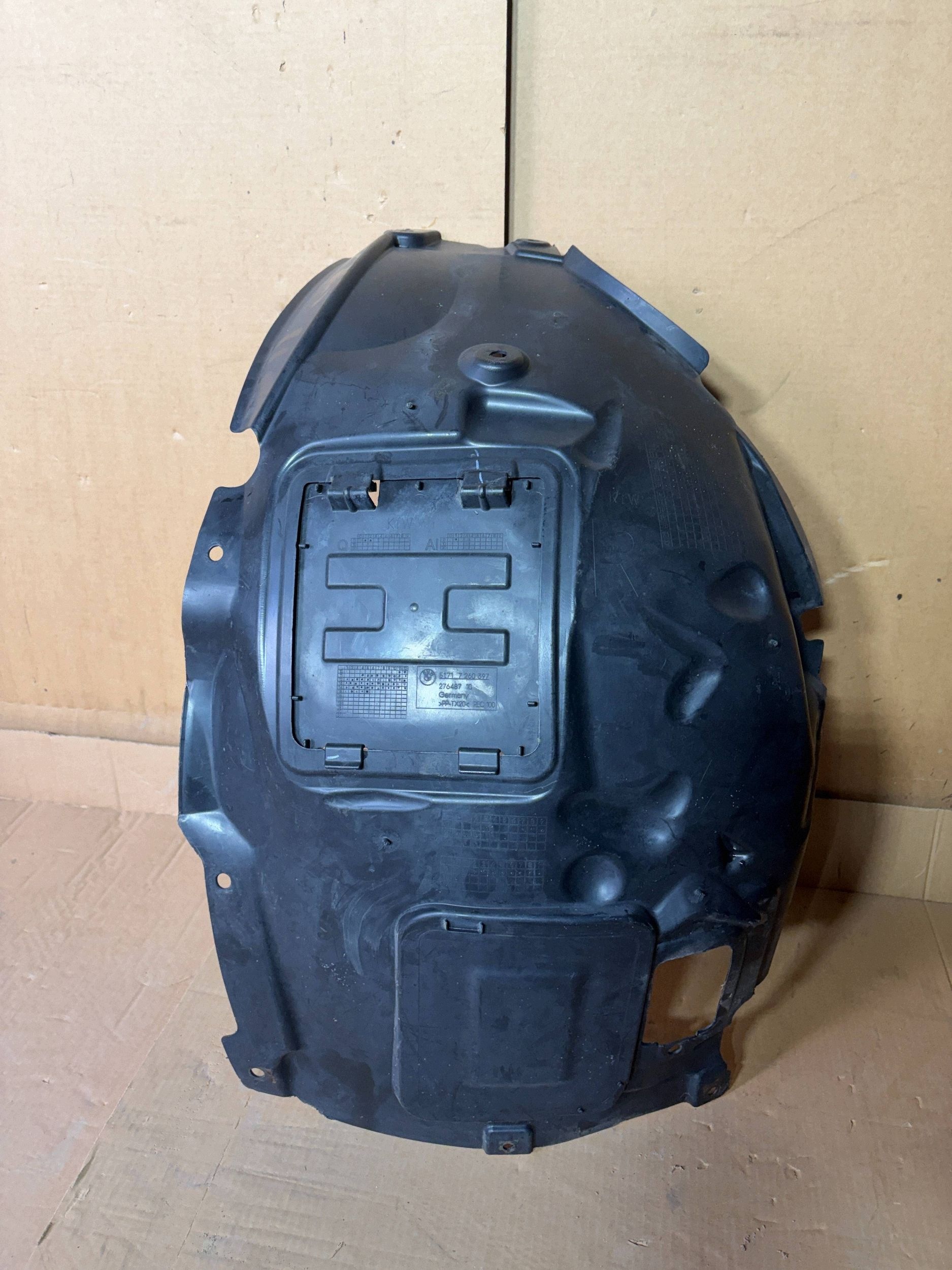 BMW 3 F30 F35 F31 2012r-> 7260726 Cubrecárter delantero derecho