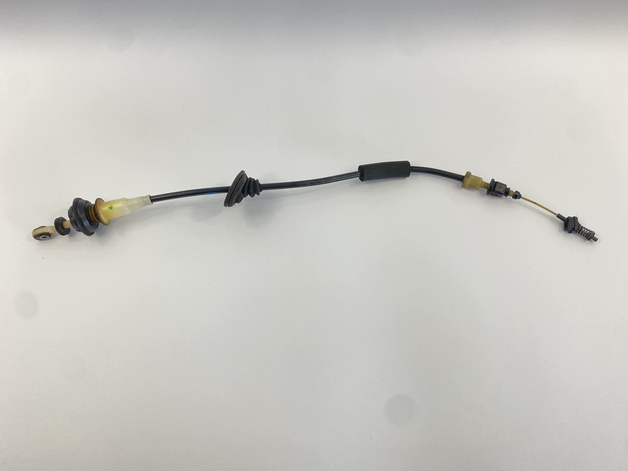 Câble d'accélérateur Mercedes W124 M102 image 2