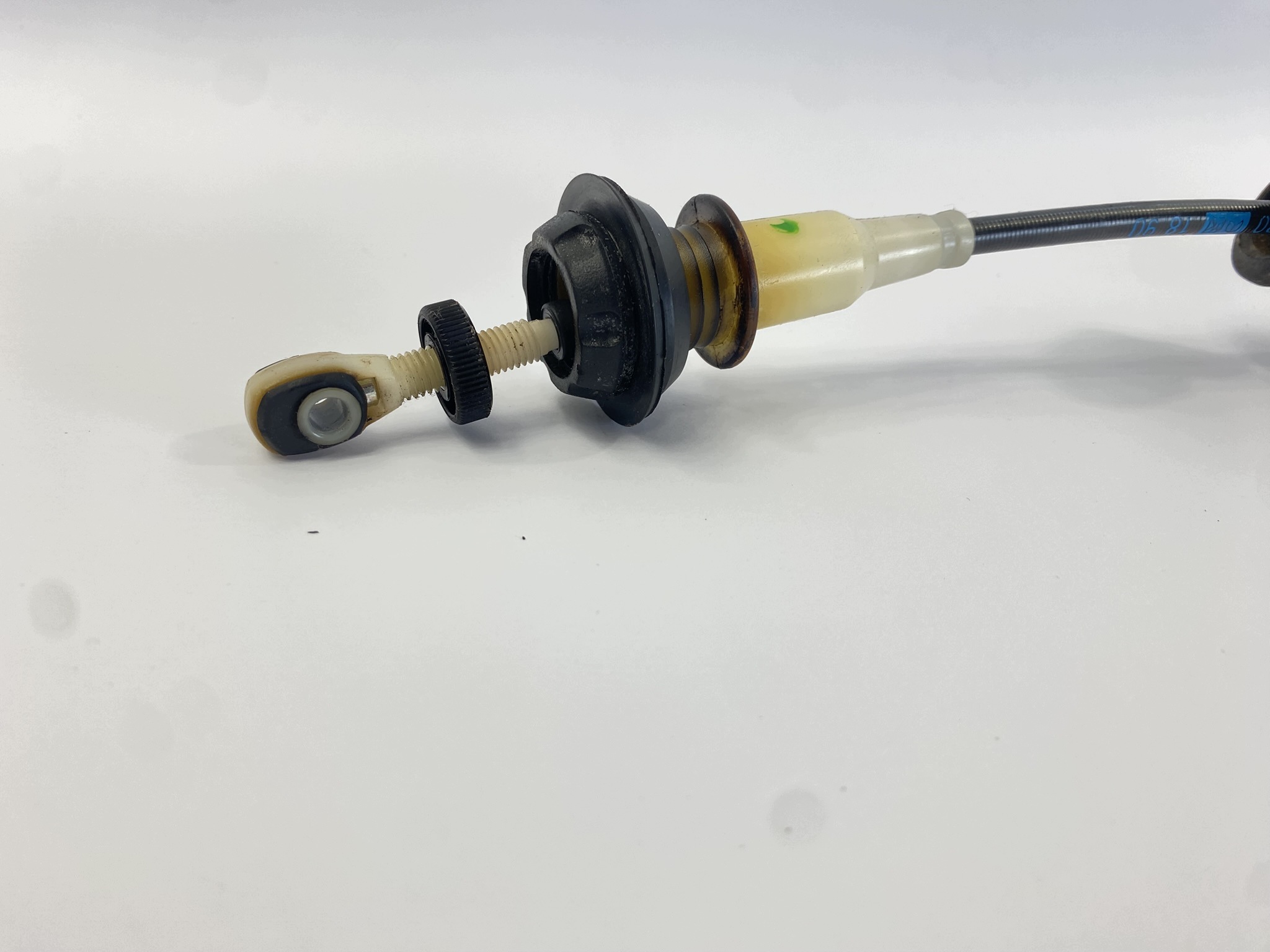 Câble d'accélérateur Mercedes W124 M102 image 8