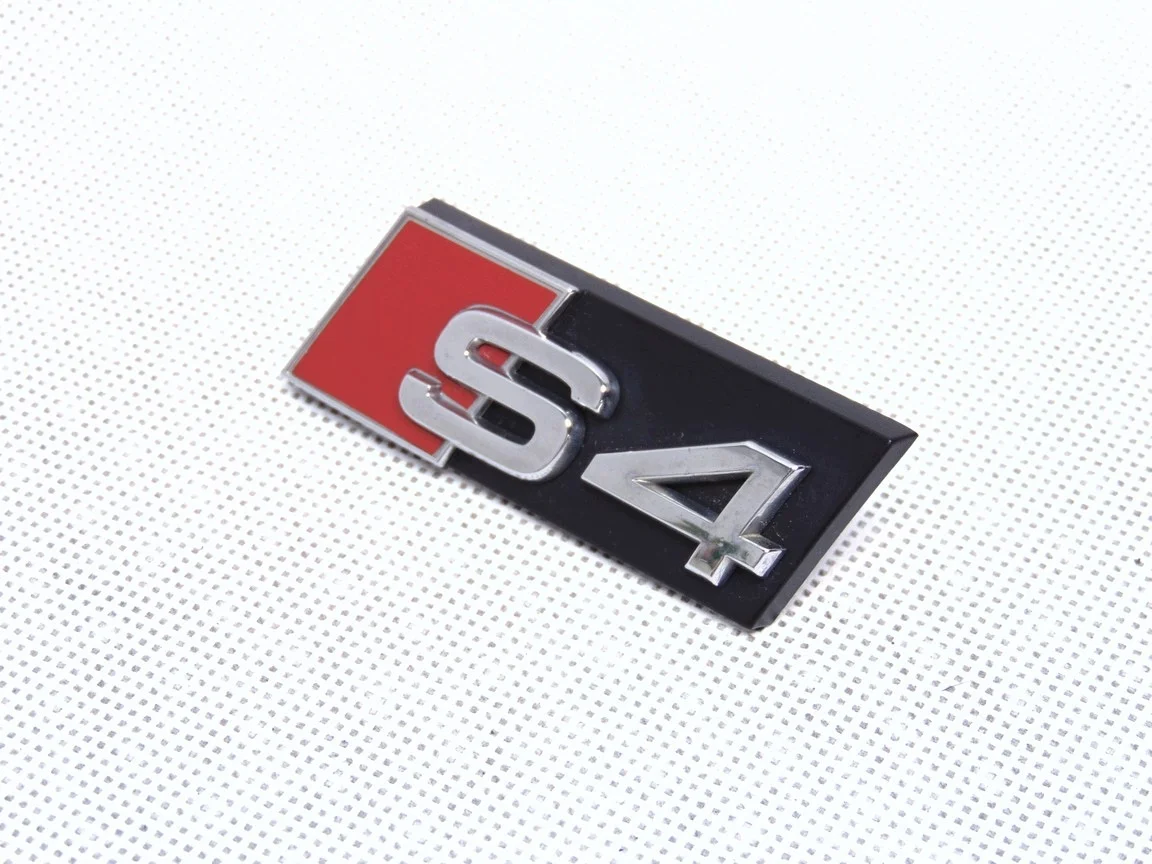 Audi S4 B8 Emblem Kühlergrill gebraucht