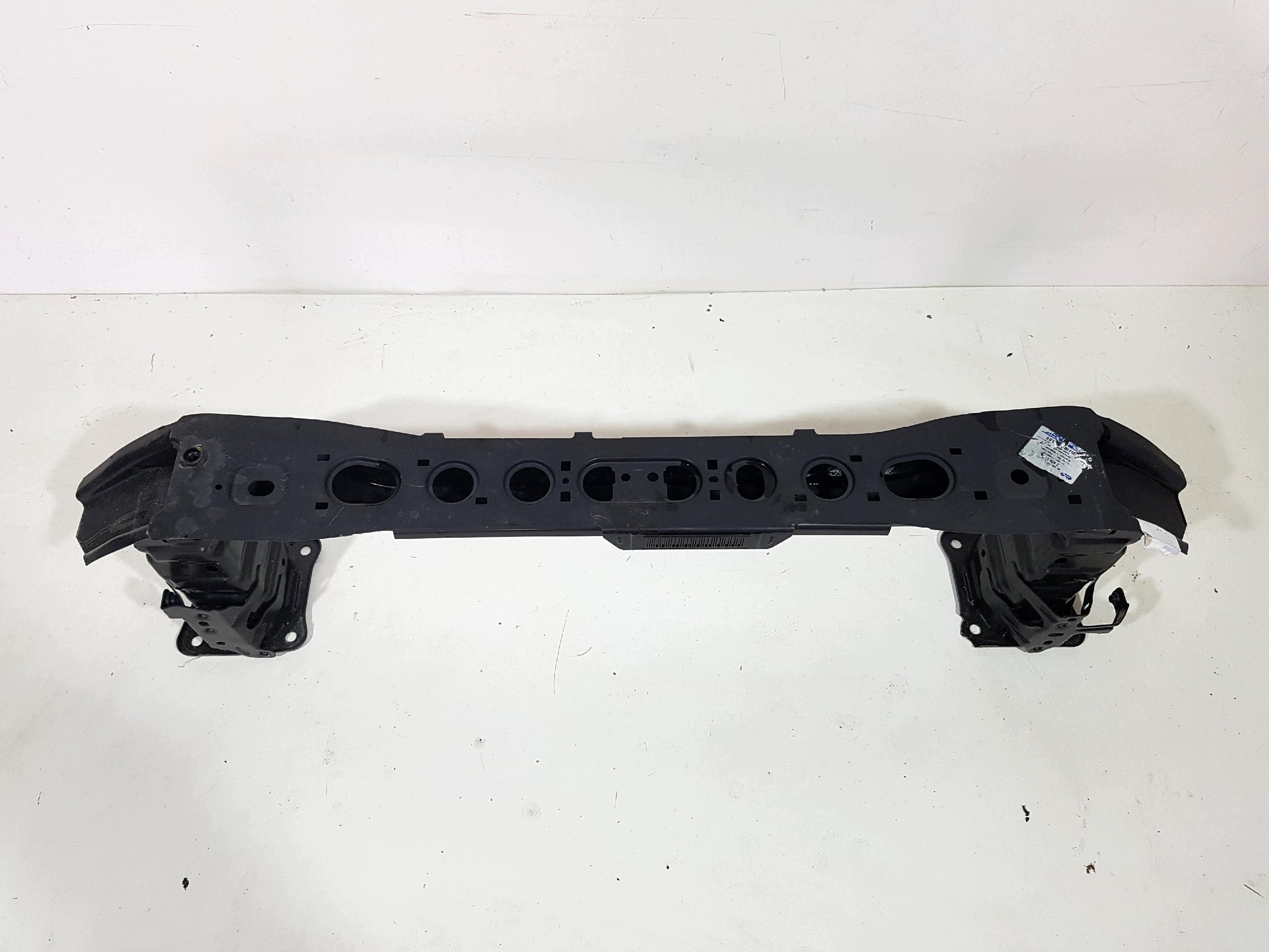 Ford Focus MK3 III Lift etupuskurin palkki AM51-R10922-AN alkuperäinen
