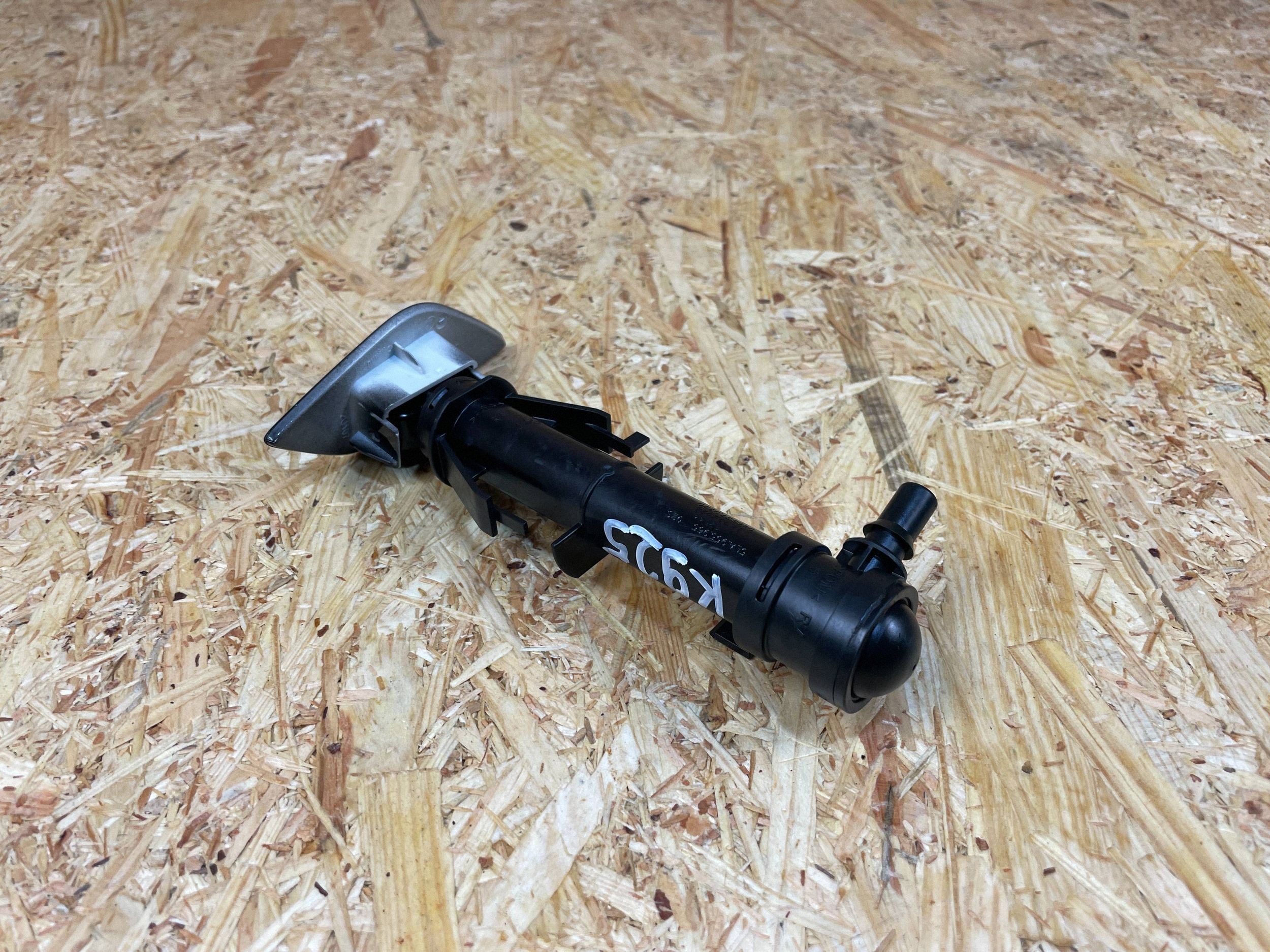 Bico Limpador Farol Esquerdo Skoda ENYAQ 5LA955965 image 8