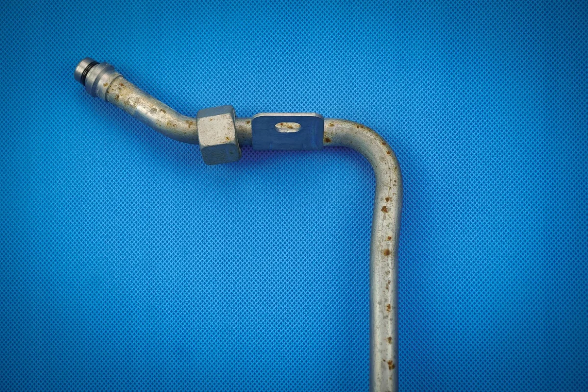 Conduit d'huile Audi A4 A5 8K0317818EF image 3